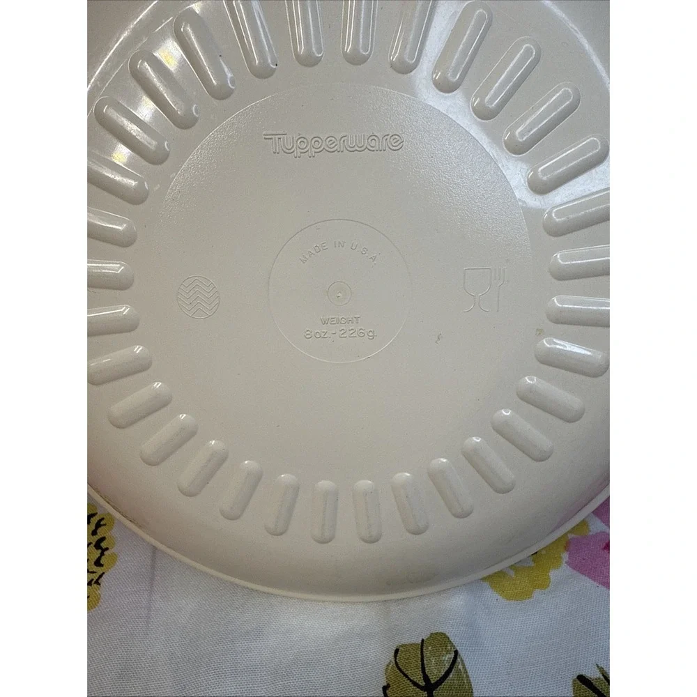 Tupperware vintage microwave